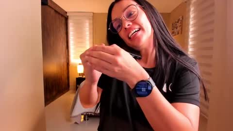 Snapshot of anabel_25 chatting on January 24, 4:17 pm Anabel online show from January 24, 4:17 pm