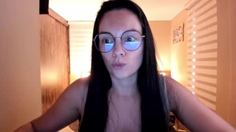 Snapshot of anabel_25 chatting on February 6, 10:00 pm Anabel online show from February 6, 10:00 pm