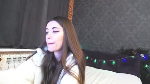 Anna online show from January 13, 3:39 pm