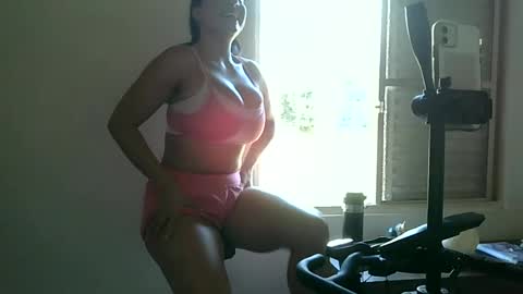 Snapshot of anabelenogueira1 chatting on June 19, 1:37 pm anabelenogueira1 online show from June 19, 1:37 pm