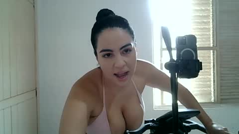 Snapshot of anabelenogueira1 chatting on August 4, 2:30 pm anabelenogueira1 online show from August 4, 2:30 pm