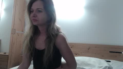 anabellaana11 online show from July 13, 2:14 am