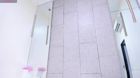 Anna online show from March 27, 11:43 am