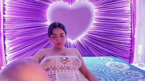 Anna online show from April 12, 11:59 am