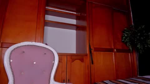 Snapshot of anahi__18 chatting on November 26, 3:18 am Anahi online show from November 26, 3:18 am