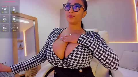 Ana online show from January 7, 1:24 pm