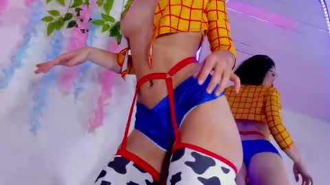 Anah online show from February 12, 1:28 pm