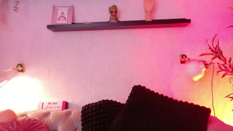 Anaise  online show from October 22, 11:43 am