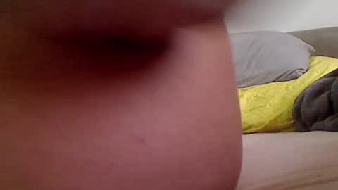 Snapshot of anaiserebel chatting on December 16, 8:09 am anaiserebel online show from December 16, 8:09 am