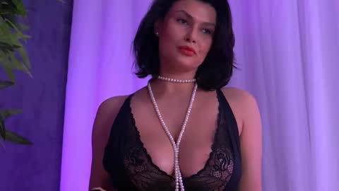 Anais online show from March 2, 5:08 am