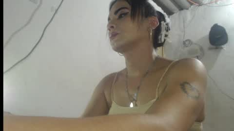 Snapshot of analia_smith chatting on May 2, 8:03 pm Analia smith online show from May 2, 8:03 pm
