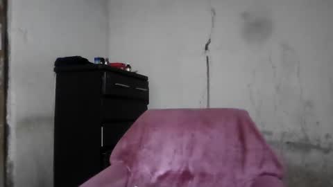 Snapshot of analslut1987 chatting on October 12, 2:21 am analslut1987 online show from October 12, 2:21 am