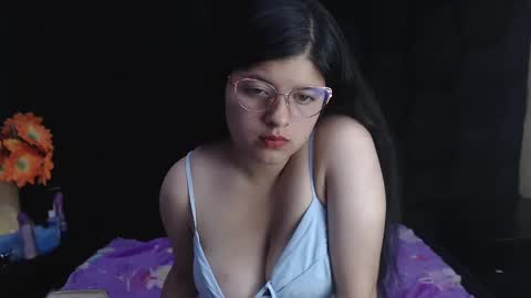 Snapshot of analybigboobs chatting on January 28, 1:08 am catherin owen online show from January 28, 1:08 am