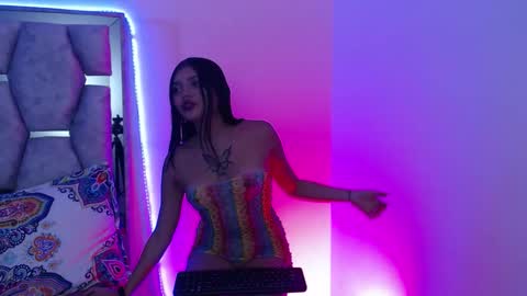 analymilles online show from November 20, 3:50 am