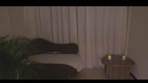 Ann online show from March 24, 6:35 pm