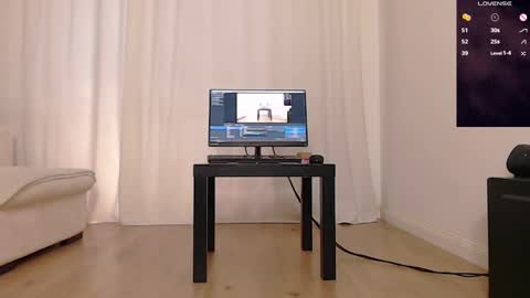 Snapshot of anamistress chatting on March 6, 6:08 am anamistress online show from March 6, 6:08 am