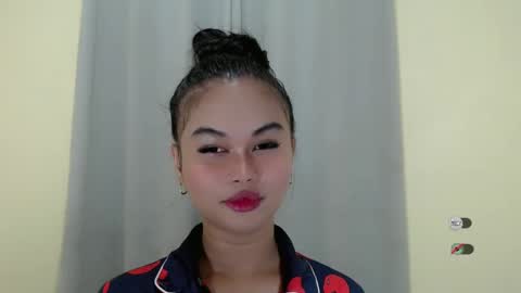 Snapshot of anaruru_ chatting on January 29, 7:43 pm ANA online show from January 29, 7:43 pm