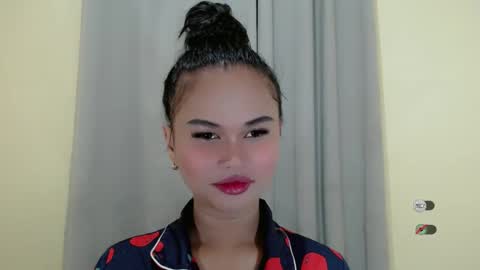 Snapshot of anaruru_ chatting on February 16, 4:42 pm ANA online show from February 16, 4:42 pm