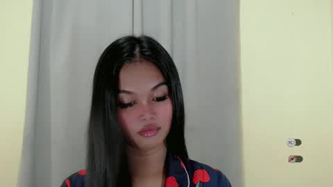 Snapshot of anaruru_ chatting on March 4, 7:54 pm ANA online show from March 4, 7:54 pm