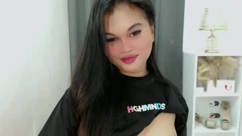 Snapshot of anaruru_ chatting on January 31, 11:14 pm ANA online show from January 31, 11:14 pm