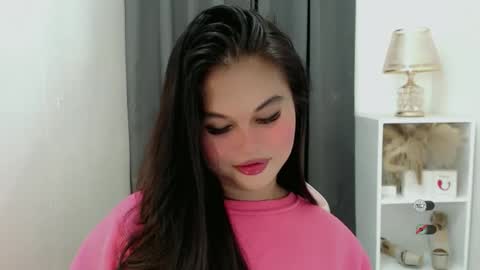 Snapshot of anaruru_ chatting on February 10, 5:28 pm ANA online show from February 10, 5:28 pm