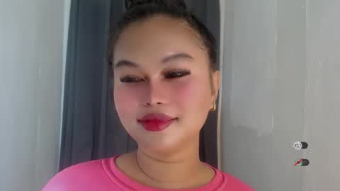 Snapshot of anaruru_ chatting on February 18, 6:37 pm ANA online show from February 18, 6:37 pm