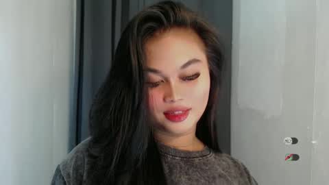 Snapshot of anaruru_ chatting on March 30, 2:51 pm ANA online show from March 30, 2:51 pm