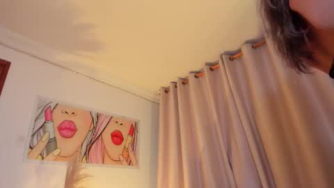 Ana online show from October 31, 8:10 pm