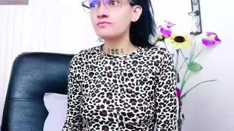 maria online show from February 22, 7:03 pm