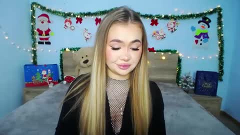 Snapshot of anastacyyellig chatting on December 26, 8:00 pm anastacyyellig online show from December 26, 8:00 pm