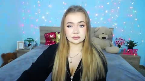 Snapshot of anastacyyellig chatting on January 14, 8:04 pm anastacyyellig online show from January 14, 8:04 pm