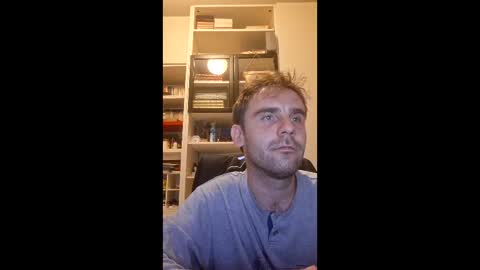 Snapshot of anatolim1 chatting on April 12, 10:15 pm ITA BLOZ online show from April 12, 10:15 pm