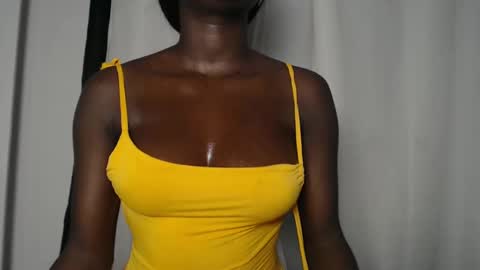 mayah online show from December 7, 9:00 pm