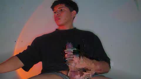 Snapshot of ancoder2912 chatting on February 20, 5:15 am Andres online show from February 20, 5:15 am