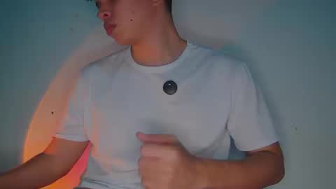 Snapshot of ancoder2912 chatting on February 21, 5:30 am Andres online show from February 21, 5:30 am