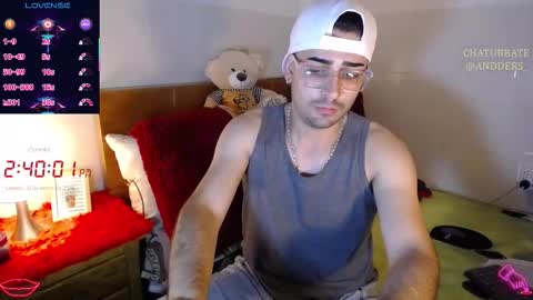 Snapshot of andders_ chatting on January 31, 7:23 pm Anders online show from January 31, 7:23 pm