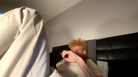 Snapshot of anddres_boss chatting on February 14, 5:46 pm Tell Me ANDRESS ----- online show from February 14, 5:46 pm