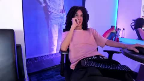 anddy_hugecock online show from June 29, 7:47 pm