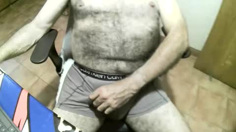 andipecas69 online show from December 4, 12:14 pm