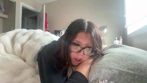 Snapshot of anditspinkxo chatting on May 26, 9:33 pm anditspinkxo online show from May 26, 9:33 pm