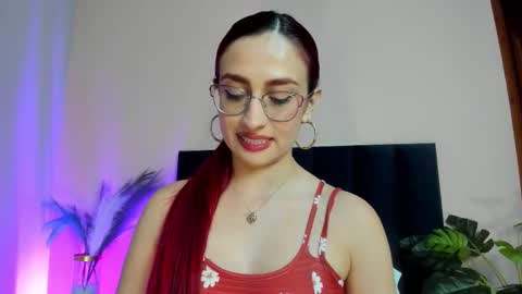 Snapshot of andracyruss chatting on December 23, 12:08 am Andra Cyrus online show from December 23, 12:08 am