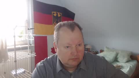 Snapshot of andre124231 chatting on January 1, 10:00 am Andre online show from January 1, 10:00 am