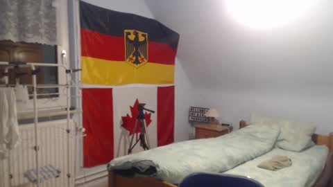 Snapshot of andre124231 chatting on January 1, 6:38 pm Andre online show from January 1, 6:38 pm