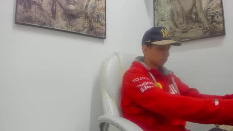 Snapshot of andre_blow chatting on September 10, 11:21 am Andre Blow online show from September 10, 11:21 am