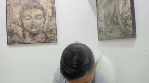 Snapshot of andre_blow chatting on September 19, 11:33 am Andre Blow online show from September 19, 11:33 am