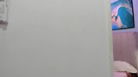 Snapshot of andre_blow chatting on September 27, 11:48 am Andre Blow online show from September 27, 11:48 am