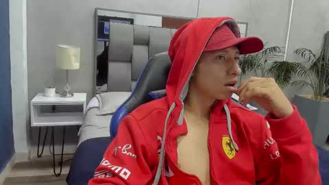 Snapshot of andre_blow chatting on October 7, 12:02 pm Andre Blow online show from October 7, 12:02 pm