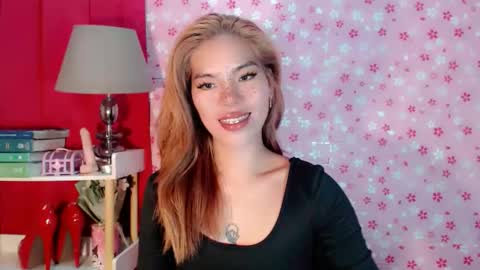 Snapshot of andrea06121998 chatting on October 7, 8:33 am andrea06121998 online show from October 7, 8:33 am