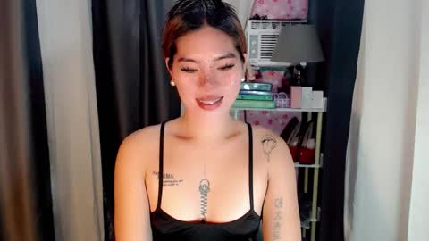 andrea06121998 online show from April 12, 11:48 am