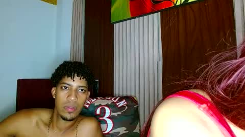 andrea andres couplehot online show from September 30, 7:57 am